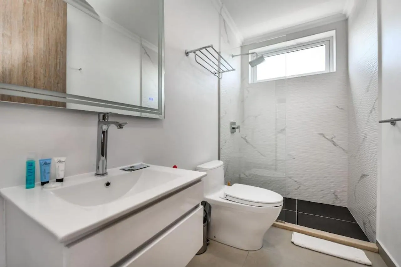 New 3Br 2Ba Modern Oasis 3-Min To Eagle Beach Palm Beach